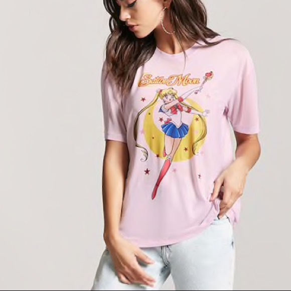 forever 21 sailor moon shirt